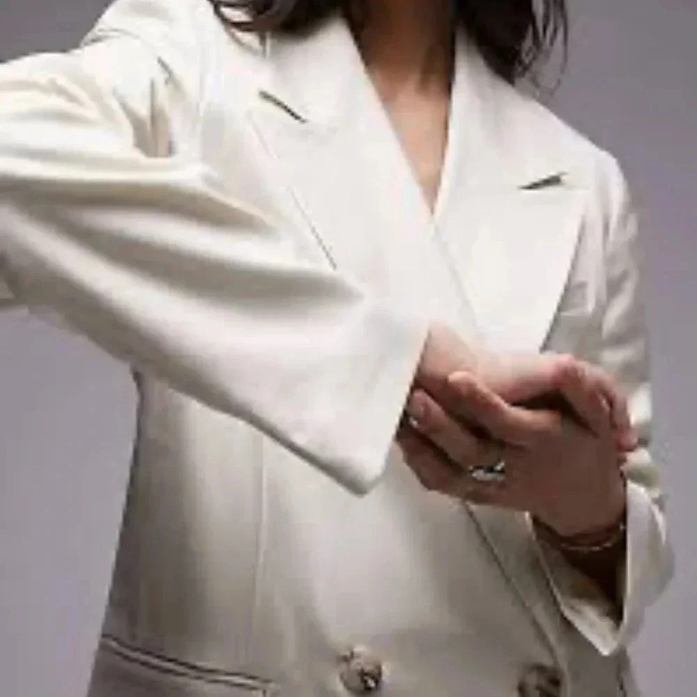 Topshop Women’s Blazer Double Breasted Ivory Oversized Size 2. New with tags